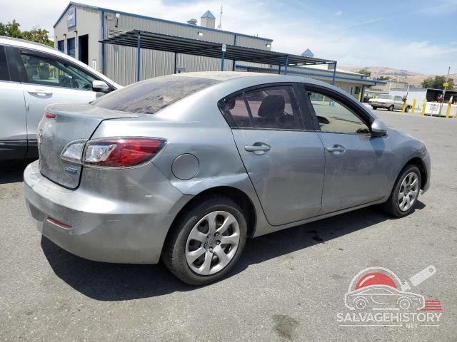 JM1BL1UP6D1730864 2013 MAZDA 3 photo no. 3