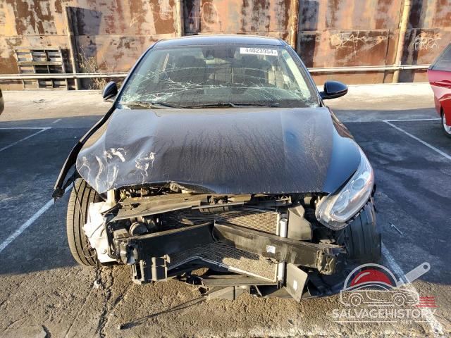 3KPF34AD0KE070005 2019 KIA FORTE photo no. 5