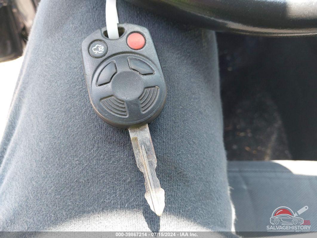 1FMCU9DGXBKA99054 2011 FORD ESCAPE photo no. 11