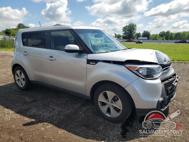KNDJN2A26E7705174 2014 KIA SOUL photo no. 4