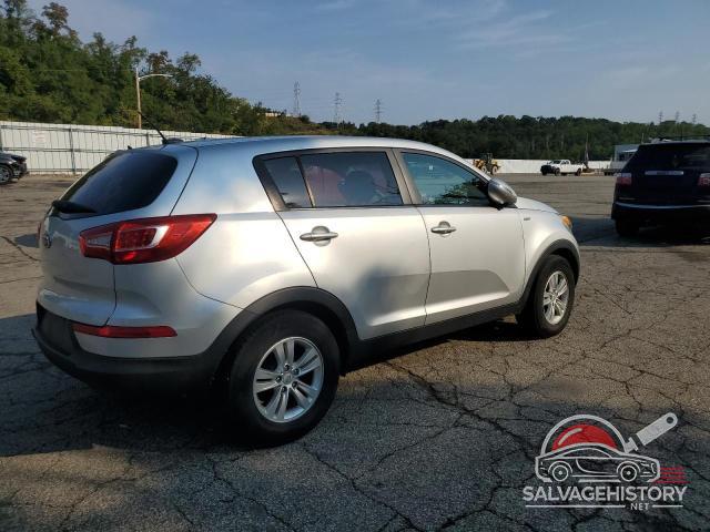 KNDPBCA28B7082919 2011 KIA SPORTAGE photo no. 3
