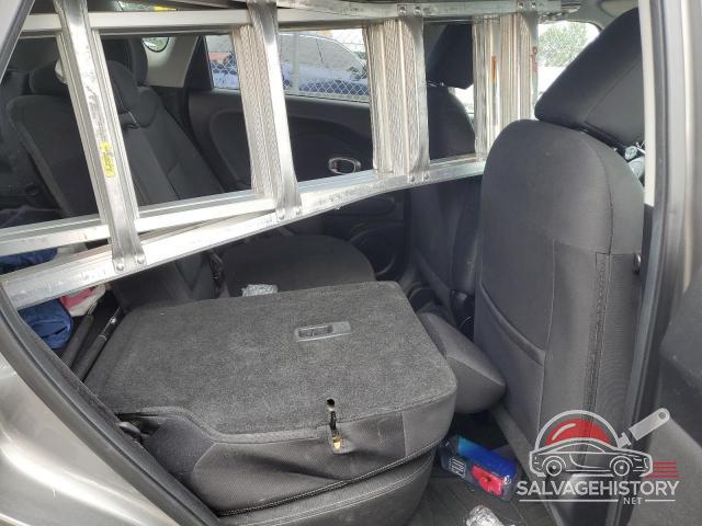 KNDJN2A25E7080606 2014 KIA SOUL photo no. 10