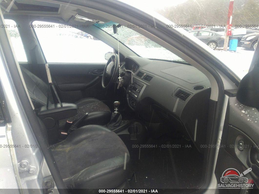 1FAHP38Z85W291134 2005 FORD FOCUS photo no. 5