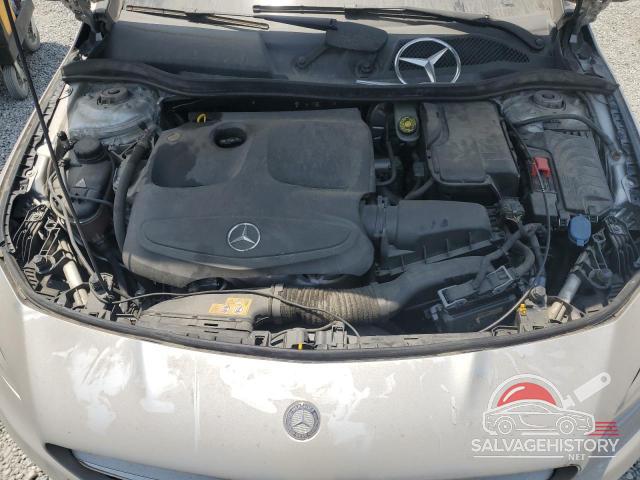 WDDSJ4EB5JN510264 2018 MERCEDES-BENZ CLA-CLASS photo no. 11