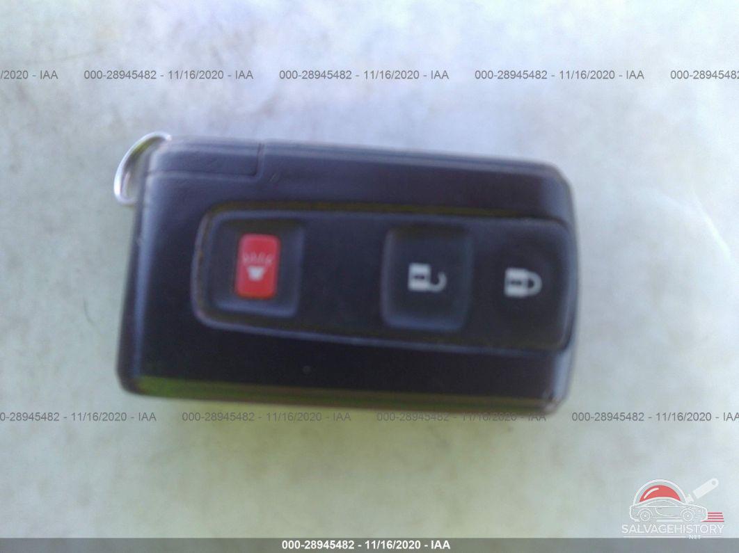 JTDKB20U640011558 2004 TOYOTA PRIUS photo no. 11