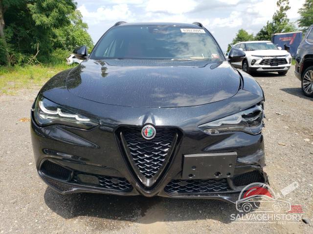 ZASPAKBNXR7D76510 2024 ALFA ROMEO STELVIO photo no. 5