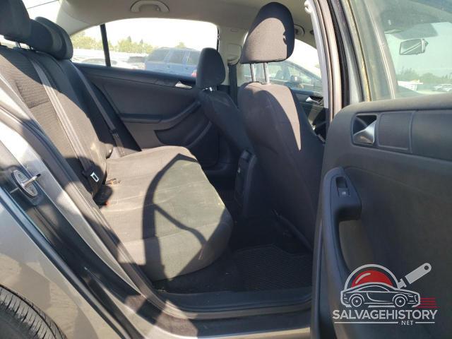 3VW167AJ5GM276164 2016 VOLKSWAGEN JETTA photo no. 10