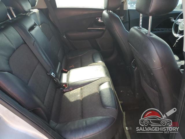 KNDCC3LC7H5037220 2017 KIA NIRO photo no. 10