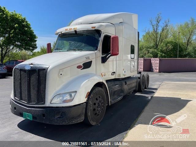 1XPBDP9X3KD600690 2019 PETERBILT 579 photo no. 2