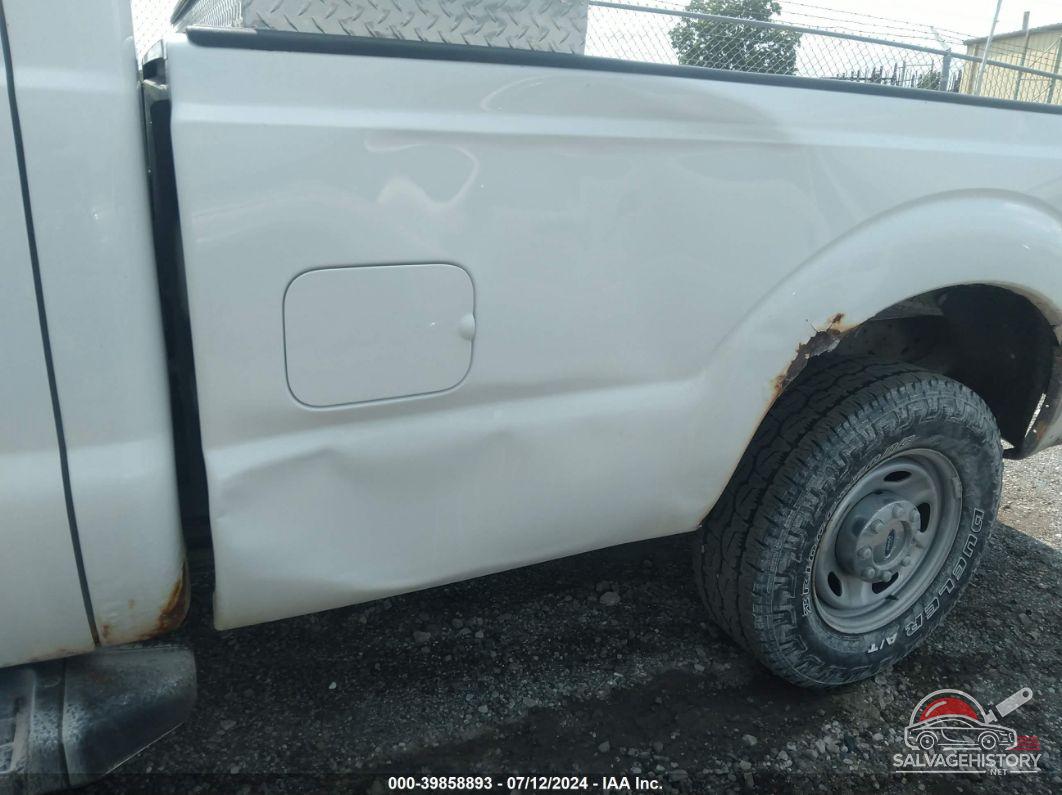 1FT7X2B61BEB41950 2011 FORD F250 photo no. 6
