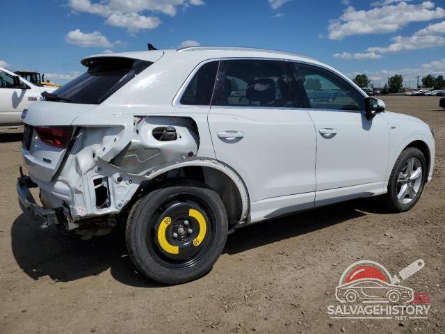 WA1EECF31M1055108 2021 AUDI Q3 photo no. 3