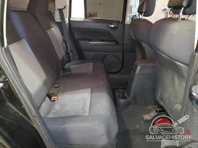 1J4NF1FB8AD675098 2010 JEEP COMPASS photo no. 11