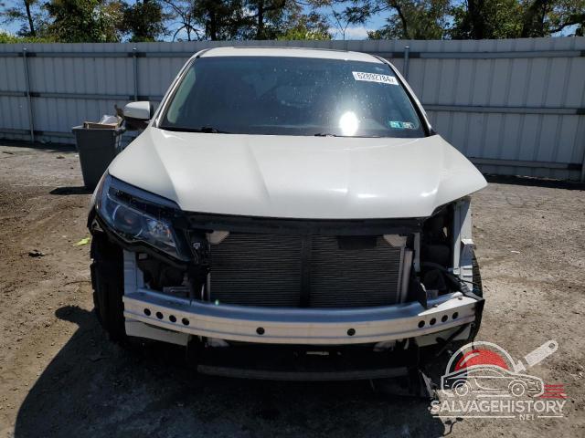5FNYF6H54HB098595 2017 HONDA PILOT photo no. 5
