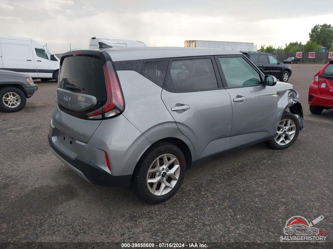 KNDJ23AU4P7869395 2023 KIA SOUL photo no. 4