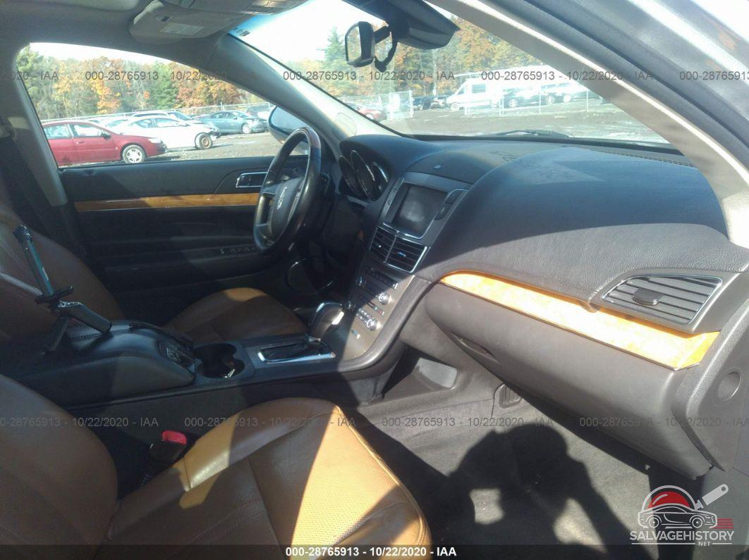 2LMHJ5AT2ABJ18461 2010 LINCOLN MKT photo no. 5