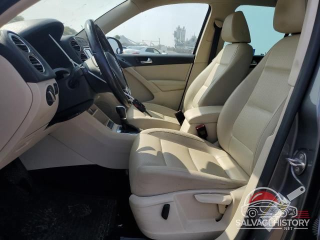 WVGAV7AXXCW002619 2012 VOLKSWAGEN TIGUAN photo no. 7