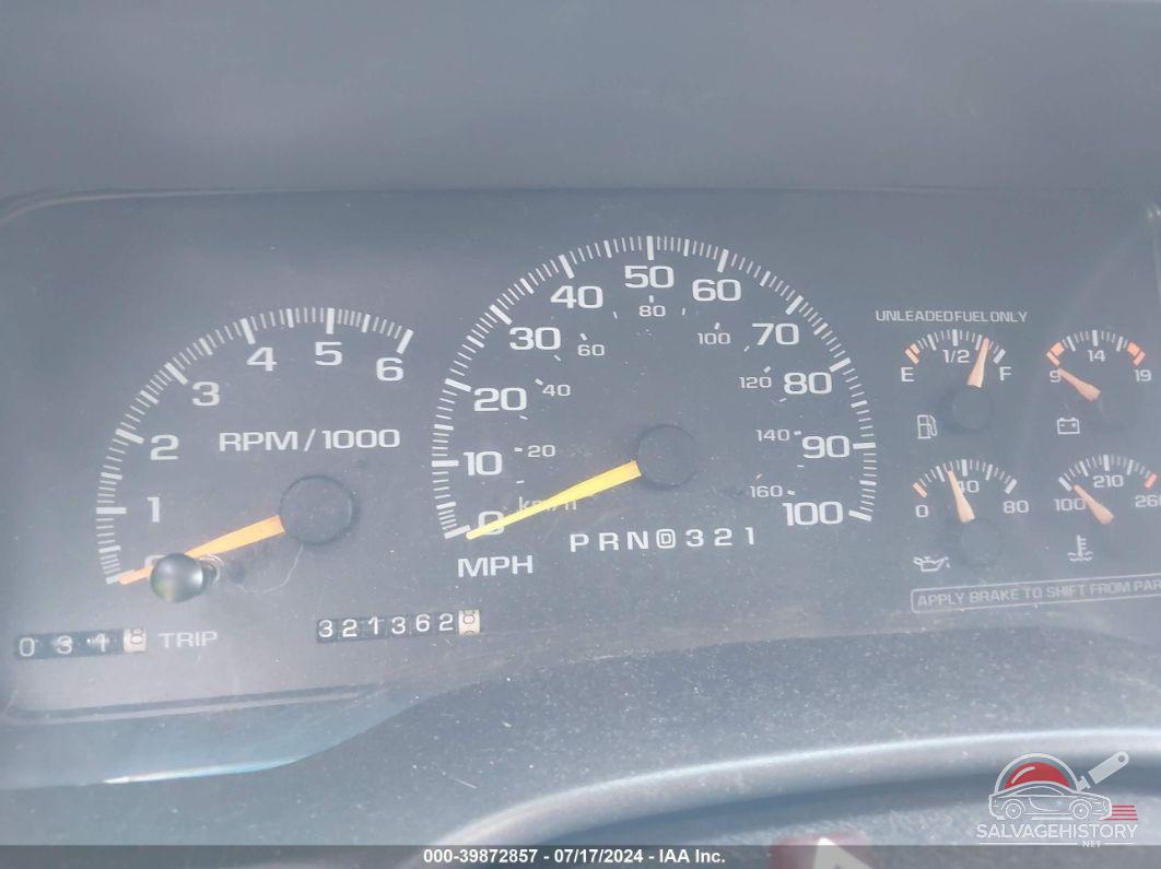 1GKFK16R0XJ802492 1999 GMC SUBURBAN photo no. 7