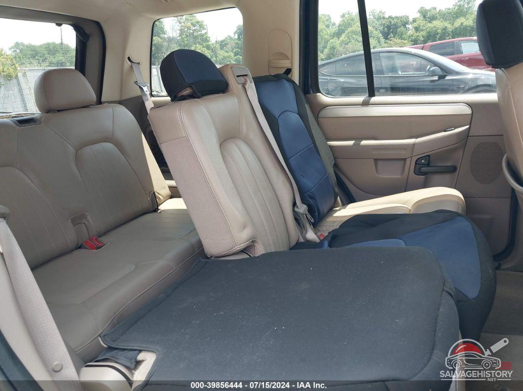 4M2ZU86E44UJ24472 2004 MERCURY MOUNTAINEER photo no. 8