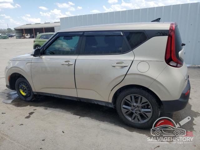 KNDJ33AU6L7117687 2020 KIA SOUL photo no. 2