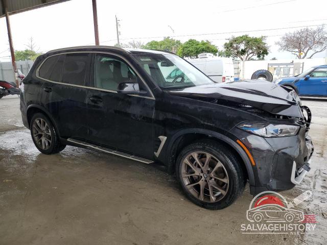 5UX13EU06R9T44975 2024 BMW X5 photo no. 4