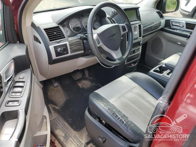 2A4RR5DX0AR329882 2010 CHRYSLER MINIVAN photo no. 8
