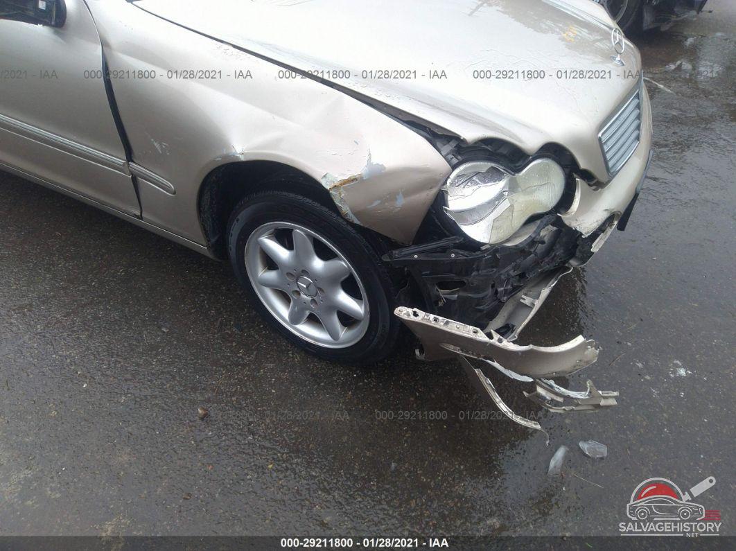 WDBRF61J92F225872 2002 MERCEDES-BENZ C-CLASS photo no. 5