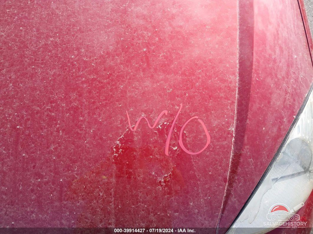 1FAFP3438YW274766 2000 FORD FOCUS photo no. 10