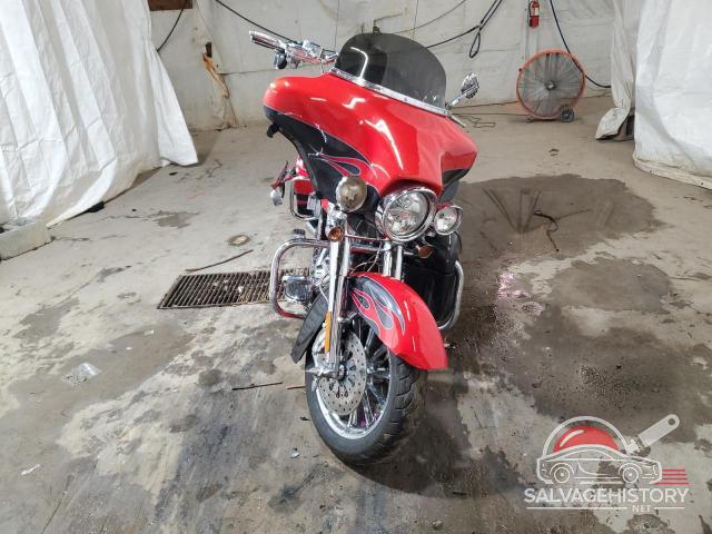 1HD1PR819AB950377 2010 HARLEY-DAVIDSON FLSE photo no. 2
