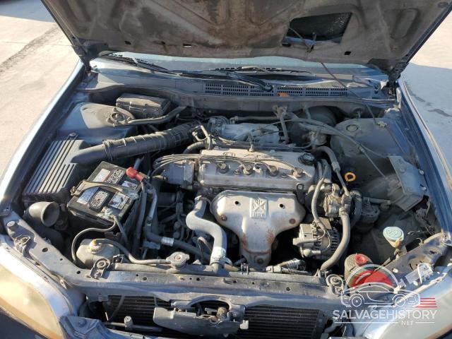 1HGCG5645YA045930 2000 HONDA ACCORD photo no. 11