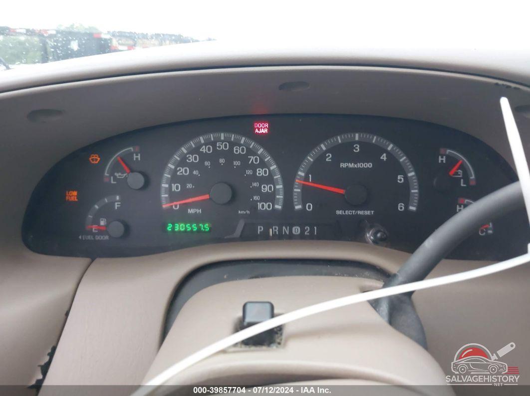 1FMFU18L51LB20391 2001 FORD EXPEDITION photo no. 7