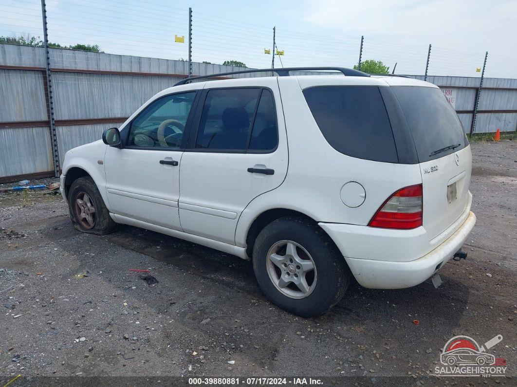 4JGAB54E11A245463 2001 MERCEDES-BENZ ML 320 photo no. 3