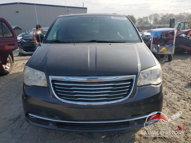 2A4RR8DG6BR703673 2011 CHRYSLER MINIVAN photo no. 5