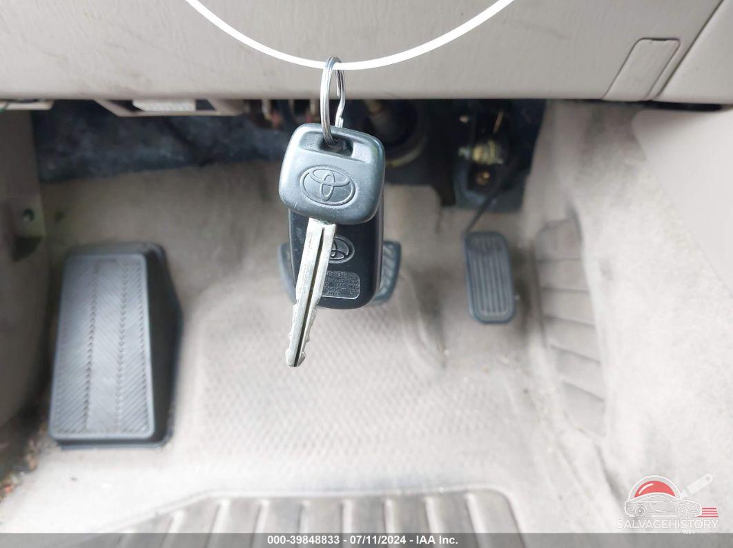 4T1BE32K54U356271 2004 TOYOTA CAMRY photo no. 11
