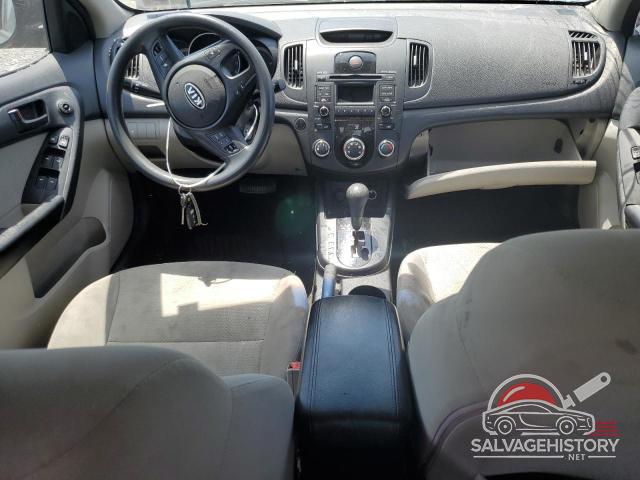 KNAFU4A29A5243135 2010 KIA FORTE photo no. 8