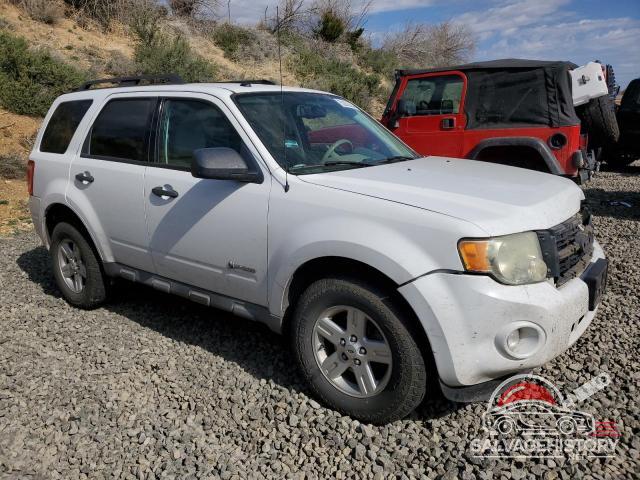 1FMCU5K36AKD22097 2010 FORD ESCAPE photo no. 4
