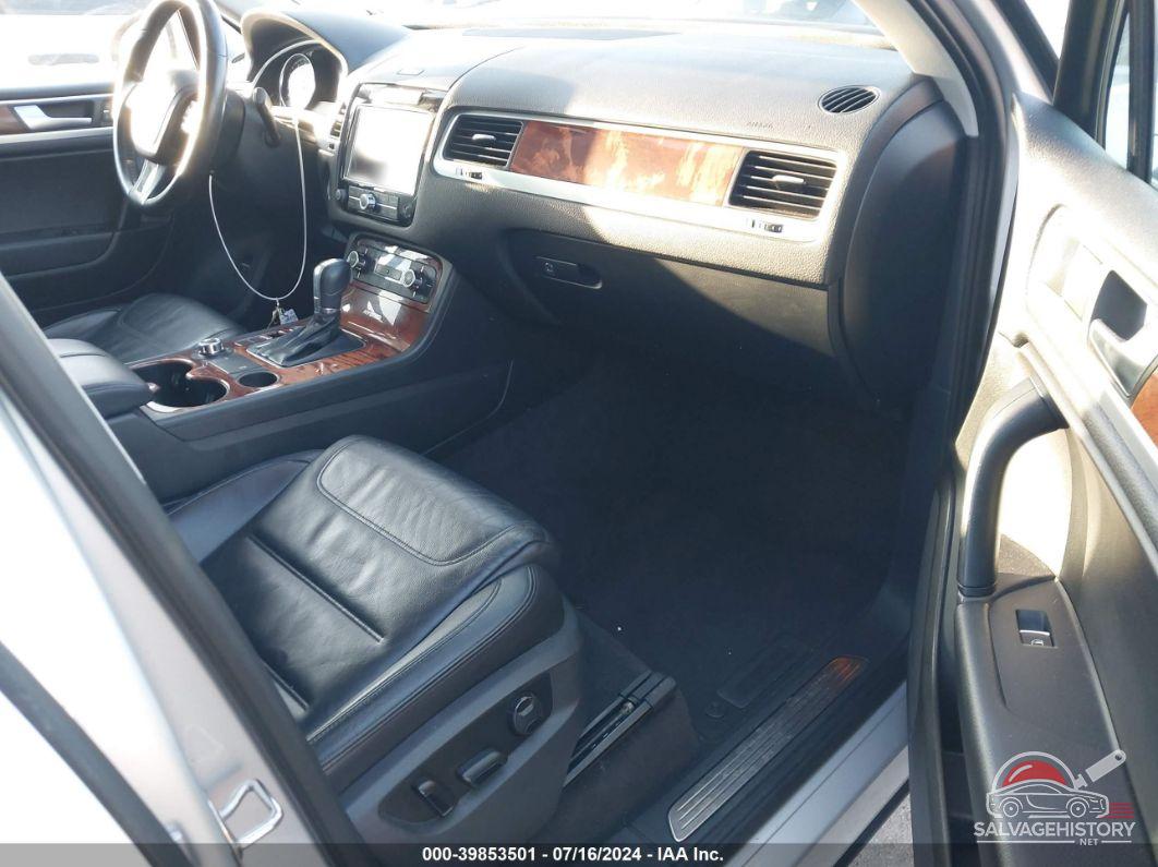 WVGFG9BP3CD003973 2012 VOLKSWAGEN TOUAREG HYBRID photo no. 5