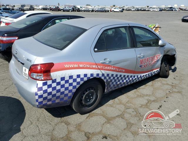 JTDBT4K31BL004221 2011 TOYOTA YARIS photo no. 3