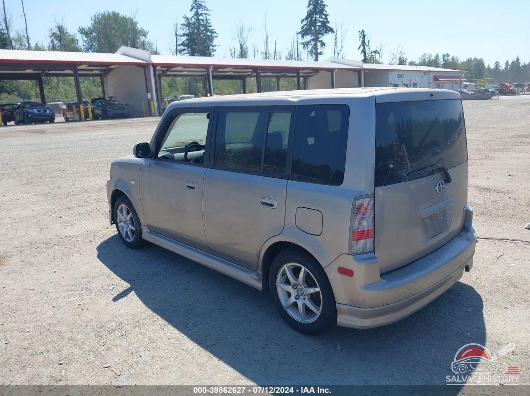 JTLKT324350171354 2005 SCION XB photo no. 3