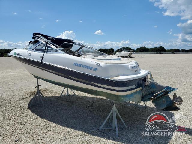 GFNME282J102 2002 FOUR BOAT photo no. 3