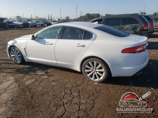 SAJWJ0EF3E8U14646 2014 JAGUAR XF photo no. 2