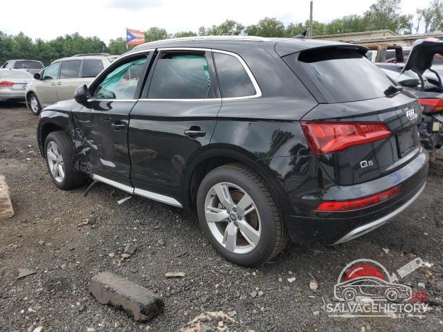 WA1BNAFY3J2219869 2018 AUDI Q5 photo no. 2