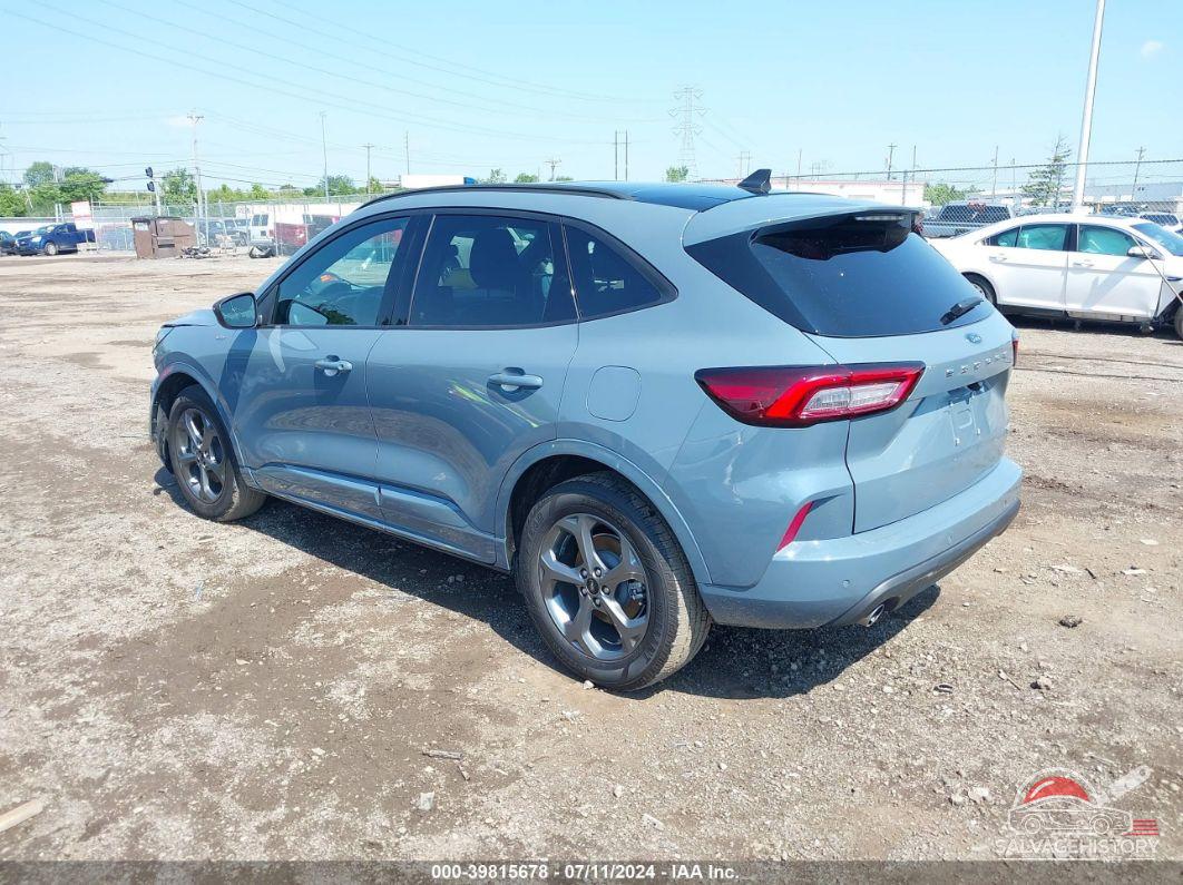 1FMCU9MN3PUA99360 2023 FORD ESCAPE photo no. 3