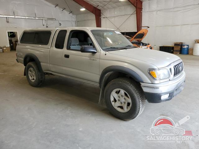 5TEWN72N74Z375709 2004 TOYOTA TACOMA photo no. 4