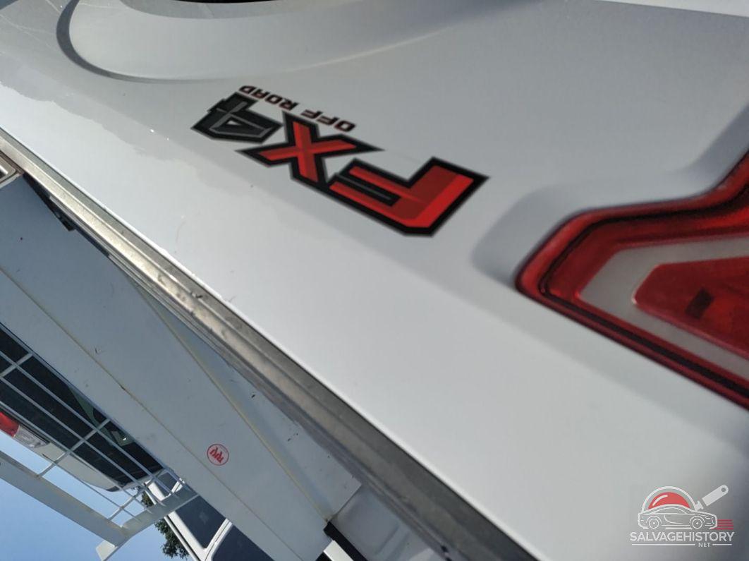 1FTEW1E52JKE29788 2018 FORD F150 photo no. 2