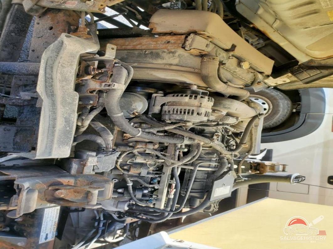 54DC4W1BXHS802572 2017 ISUZU NPR HD GAS REG photo no. 7
