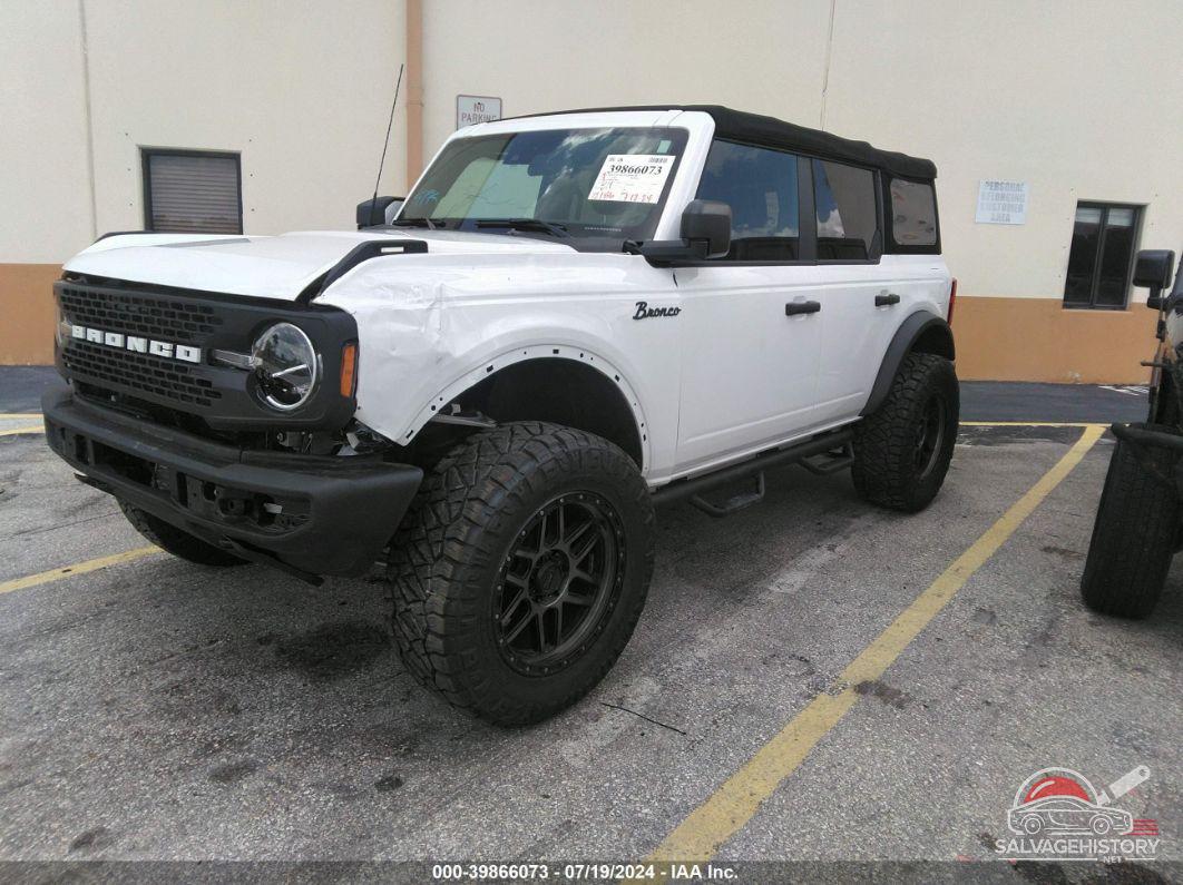 1FMDE5BH6PLA90827 2023 FORD BRONCO photo no. 2