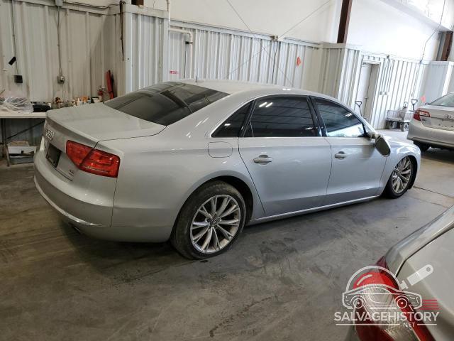 WAURVAFD2BN028202 2011 AUDI A8 photo no. 3