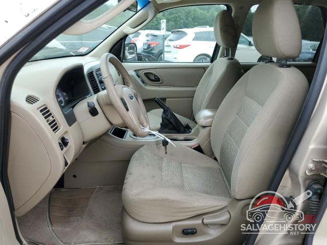 1FMYU93187KA04792 2007 FORD ESCAPE photo no. 7