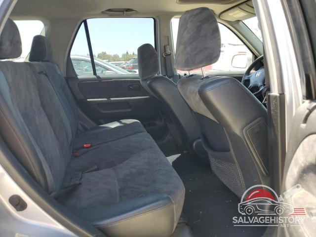 JHLRD77864C003105 2004 HONDA CRV photo no. 10