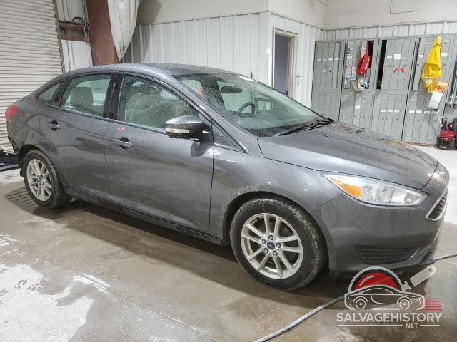 1FADP3F22FL292352 2015 FORD FOCUS photo no. 4